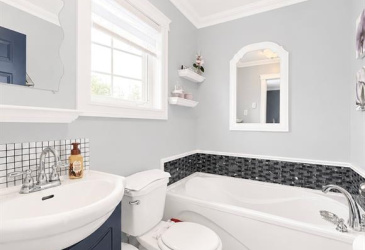 65 SUNSET DRIVE, CLARENVILLE, Newfoundland, Canada A5A 0A3, ,3 BathroomsBathrooms,Residential,Sale Pending,SUNSET DRIVE,6344