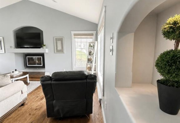 65 SUNSET DRIVE, CLARENVILLE, Newfoundland, Canada A5A 0A3, ,3 BathroomsBathrooms,Residential,Sale Pending,SUNSET DRIVE,6344