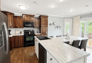 65 SUNSET DRIVE, CLARENVILLE, Newfoundland, Canada A5A 0A3, ,3 BathroomsBathrooms,Residential,Sale Pending,SUNSET DRIVE,6344