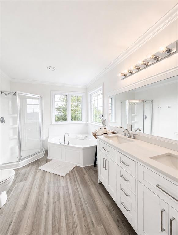 16 JEAN D'ARC PLACE, CLARENVILLE, Newfoundland, Canada A5A 1J4, ,3 BathroomsBathrooms,Residential,Sale Pending,JEAN D'ARC PLACE,6345