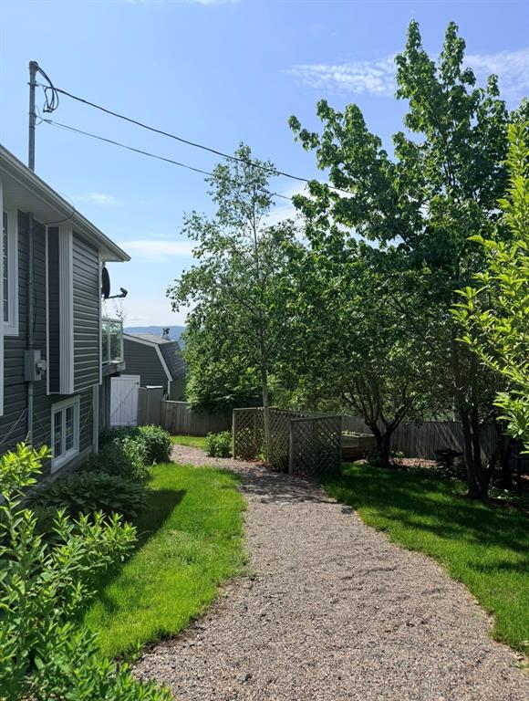 16 JEAN D'ARC PLACE, CLARENVILLE, Newfoundland, Canada A5A 1J4, ,3 BathroomsBathrooms,Residential,Sale Pending,JEAN D'ARC PLACE,6345