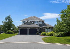 16 JEAN D'ARC PLACE, CLARENVILLE, Newfoundland, Canada A5A 1J4, ,3 BathroomsBathrooms,Residential,For Sale,JEAN D'ARC PLACE,6345