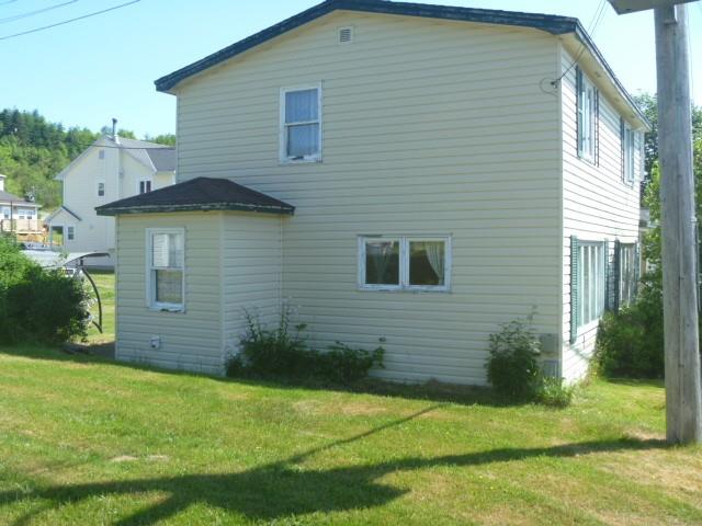50 LEMARCHANT STREET, CARBONEAR, Newfoundland, Canada A1Y 1B8, ,1 BathroomBathrooms,Residential,For Sale,LEMARCHANT STREET,6349
