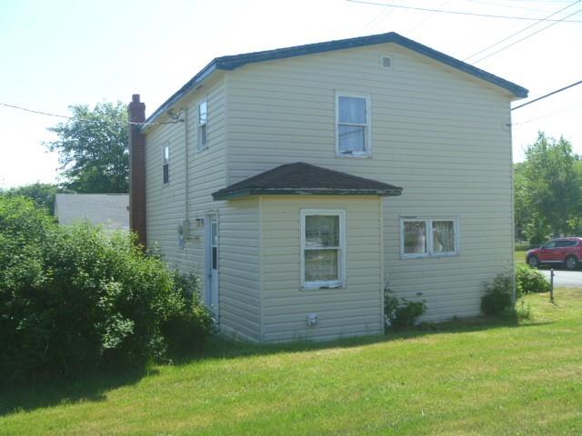 50 LEMARCHANT STREET, CARBONEAR, Newfoundland, Canada A1Y 1B8, ,1 BathroomBathrooms,Residential,For Sale,LEMARCHANT STREET,6349