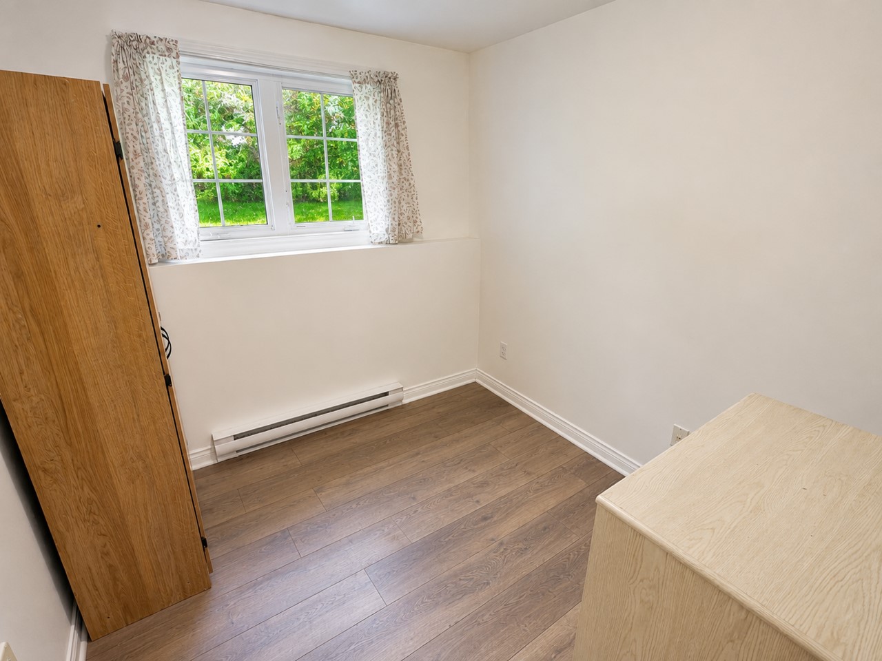 29 ADAMS PLACE, CLARENVILLE, Newfoundland, Canada A5A 4A1, ,2 BathroomsBathrooms,Residential,Sale Pending,ADAMS PLACE,6351