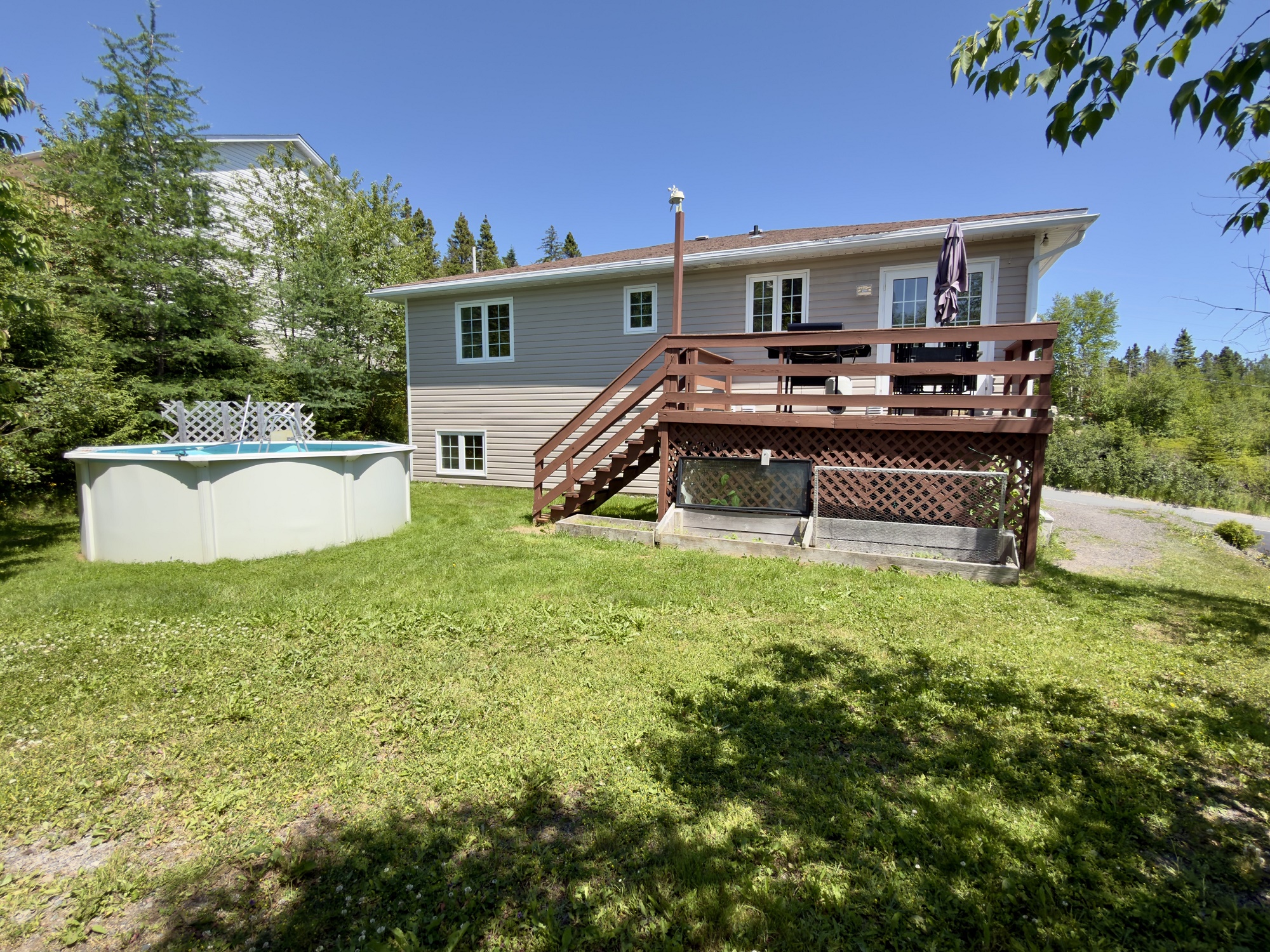 29 ADAMS PLACE, CLARENVILLE, Newfoundland, Canada A5A 4A1, ,2 BathroomsBathrooms,Residential,Sale Pending,ADAMS PLACE,6351