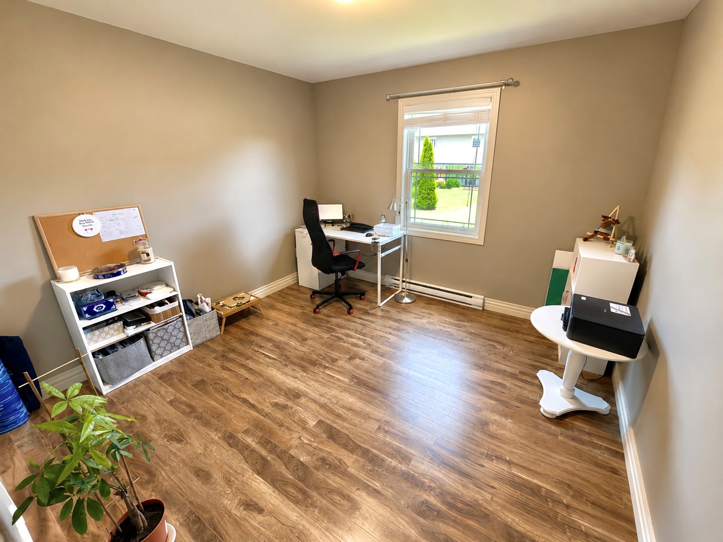 11 BARNES ROAD, CLARENVILLE, Newfoundland, Canada A5A 3A0, ,0,Residential,For Sale,BARNES ROAD,6352