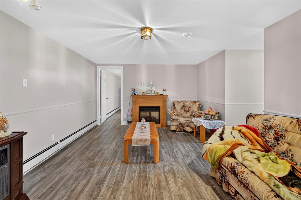 21-23 BOYD AVENUE, CLARKE'S BEACH, Newfoundland, Canada A0A 1W0, ,2 BathroomsBathrooms,Residential,For Sale,BOYD AVENUE,6354