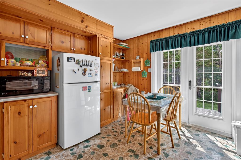 21-23 BOYD AVENUE, CLARKE'S BEACH, Newfoundland, Canada A0A 1W0, ,2 BathroomsBathrooms,Residential,For Sale,BOYD AVENUE,6354