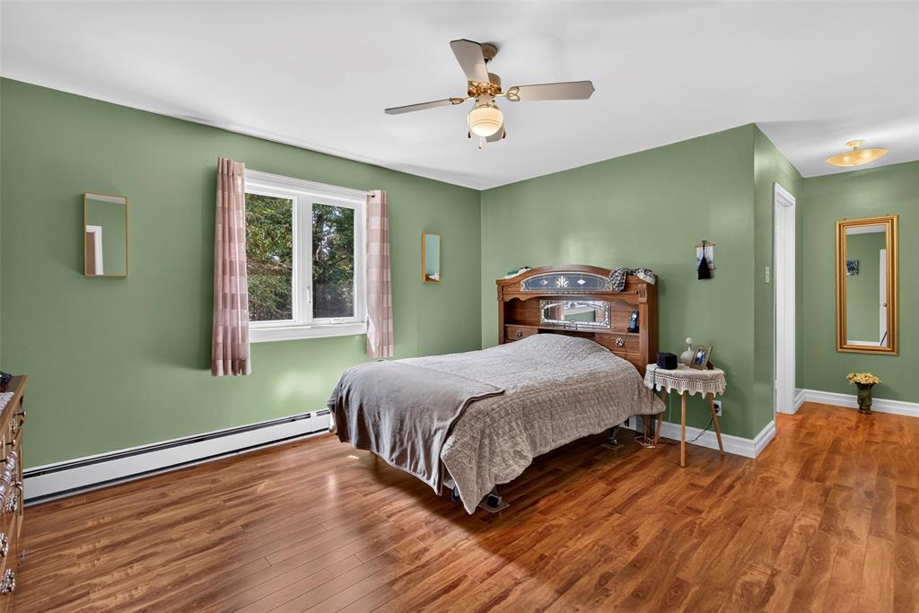 21-23 BOYD AVENUE, CLARKE'S BEACH, Newfoundland, Canada A0A 1W0, ,2 BathroomsBathrooms,Residential,For Sale,BOYD AVENUE,6354