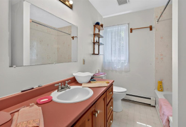 21-23 BOYD AVENUE, CLARKE'S BEACH, Newfoundland, Canada A0A 1W0, ,2 BathroomsBathrooms,Residential,For Sale,BOYD AVENUE,6354 21-23 BOYD AVENUE, CLARKE'S BEACH, Newfoundland, Canada A0A 1W0, ,2 BathroomsBathrooms,Residential,For Sale,BOYD AVENUE,6354