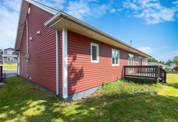 21-23 BOYD AVENUE, CLARKE'S BEACH, Newfoundland, Canada A0A 1W0, ,2 BathroomsBathrooms,Residential,For Sale,BOYD AVENUE,6354 21-23 BOYD AVENUE, CLARKE'S BEACH, Newfoundland, Canada A0A 1W0, ,2 BathroomsBathrooms,Residential,For Sale,BOYD AVENUE,6354