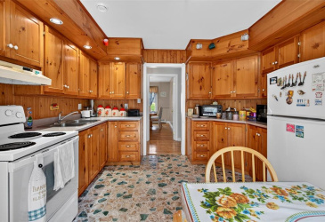 21-23 BOYD AVENUE, CLARKE'S BEACH, Newfoundland, Canada A0A 1W0, ,2 BathroomsBathrooms,Residential,For Sale,BOYD AVENUE,6354 21-23 BOYD AVENUE, CLARKE'S BEACH, Newfoundland, Canada A0A 1W0, ,2 BathroomsBathrooms,Residential,For Sale,BOYD AVENUE,6354
