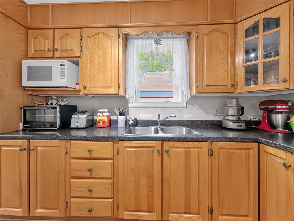 38 MAIN STREET, HICKMAN'S HARBOUR, Newfoundland, Canada A0C 1P0, ,1 BathroomBathrooms,Residential,For Sale,MAIN STREET,6355