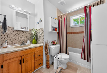 38 MAIN STREET, HICKMAN'S HARBOUR, Newfoundland, Canada A0C 1P0, ,1 BathroomBathrooms,Residential,For Sale,MAIN STREET,6355 38 MAIN STREET, HICKMAN'S HARBOUR, Newfoundland, Canada A0C 1P0, ,1 BathroomBathrooms,Residential,For Sale,MAIN STREET,6355