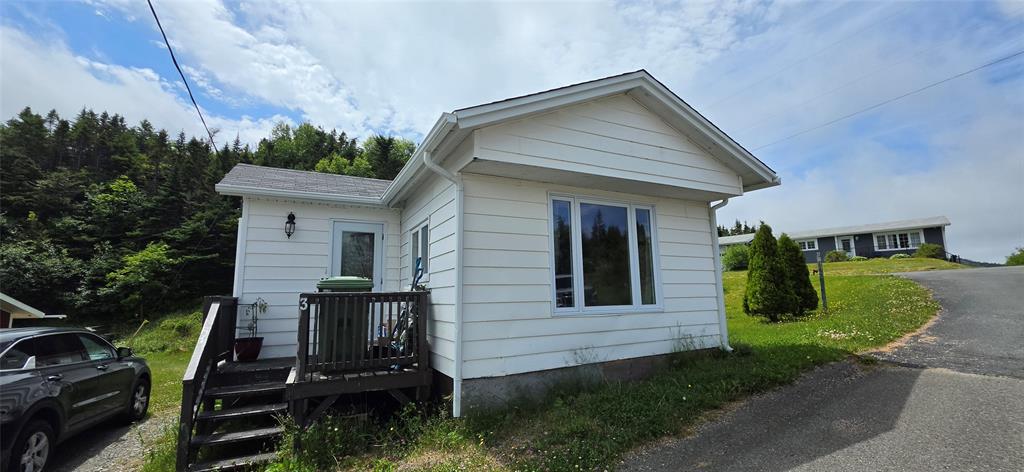 3 BAYVIEW DRIVE, BURIN, Newfoundland, Canada A0E 1E0, ,0,Residential,For Sale,BAYVIEW DRIVE,6356