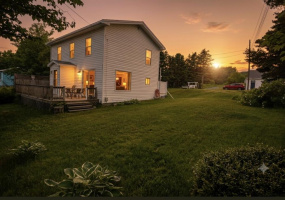 3 PLANK LANE, FRESHWATER, Newfoundland, Canada A0B 1W0, ,1 BathroomBathrooms,Residential,For Sale,PLANK LANE,6361