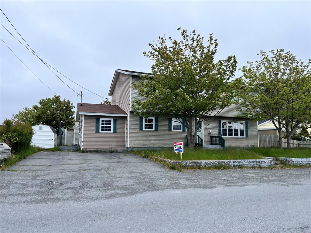 4 MORLEY DRIVE, PLACENTIA, Newfoundland, Canada A0B 2Y0, ,2 BathroomsBathrooms,Residential,For Sale,MORLEY DRIVE,6363