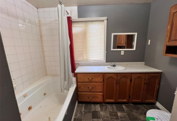4 MORLEY DRIVE, PLACENTIA, Newfoundland, Canada A0B 2Y0, ,2 BathroomsBathrooms,Residential,For Sale,MORLEY DRIVE,6363