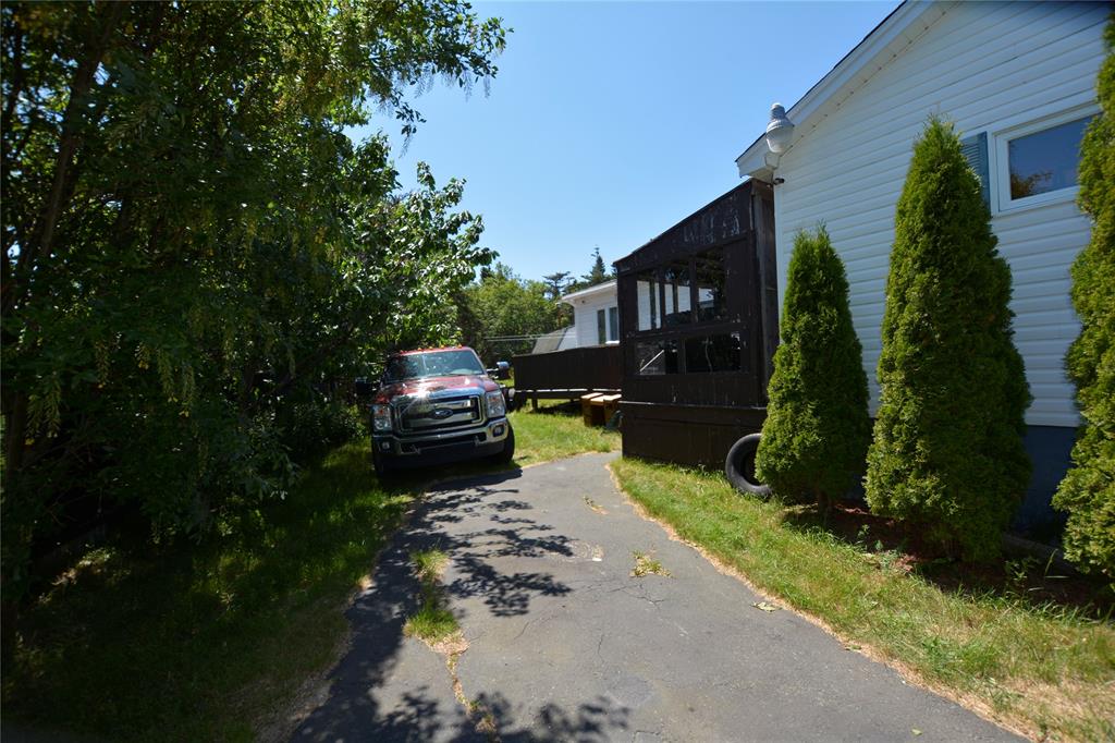 287-291 MAIN ROAD, LEAD COVE, Newfoundland, Canada A0B 1H0, ,2 BathroomsBathrooms,Residential,Reduced,MAIN ROAD,6364
