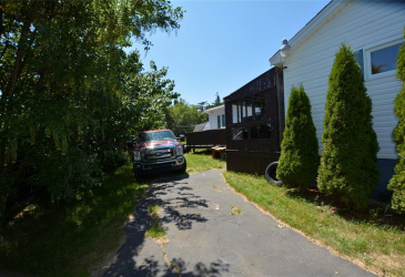 287-291 MAIN ROAD, LEAD COVE, Newfoundland, Canada A0B 1H0, ,2 BathroomsBathrooms,Residential,Reduced,MAIN ROAD,6364