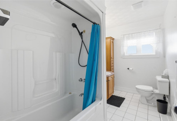 2 CLEARVIEW DRIVE, BURIN, Newfoundland, Canada A0E 1E0, ,1 BathroomBathrooms,Residential,For Sale,CLEARVIEW DRIVE,6369 2 CLEARVIEW DRIVE, BURIN, Newfoundland, Canada A0E 1E0, ,1 BathroomBathrooms,Residential,For Sale,CLEARVIEW DRIVE,6369