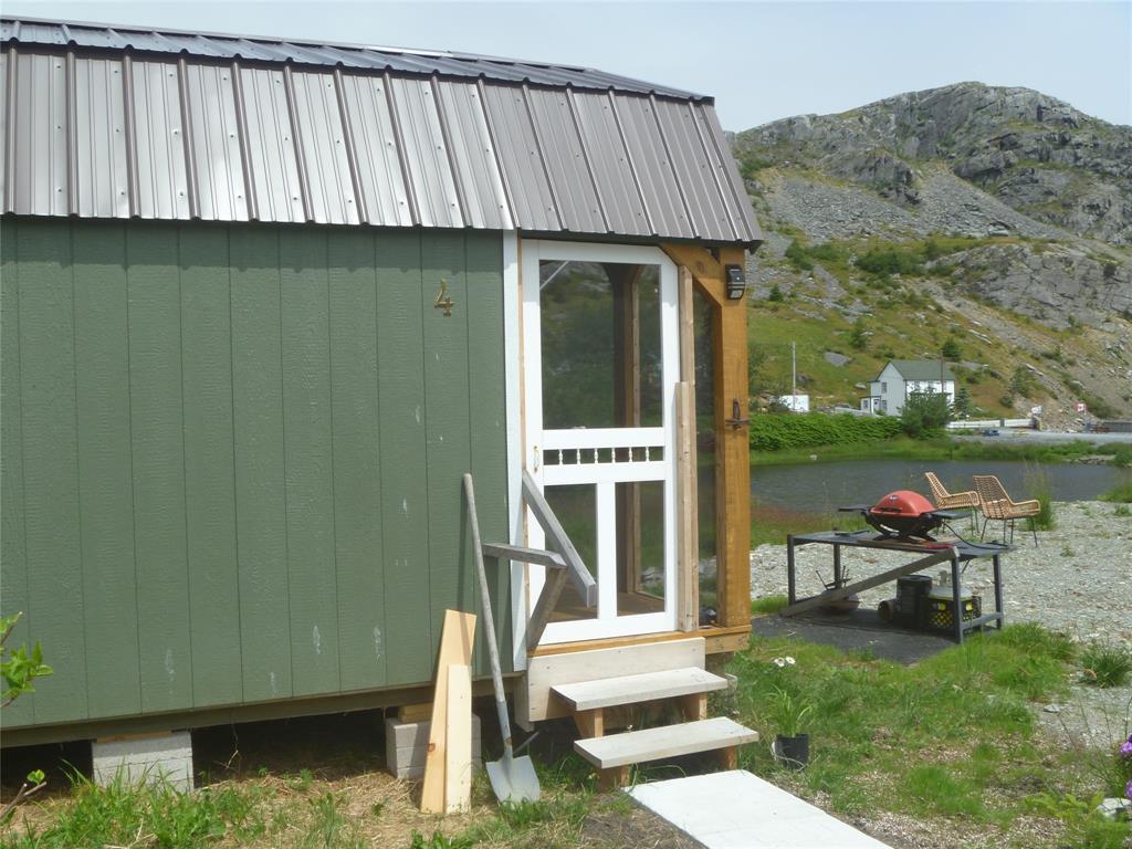 4 MEADOW ROAD, FRESHWATER, Newfoundland, Canada A1Y 1C6, ,1 BathroomBathrooms,Residential,For Sale,MEADOW ROAD,6370
