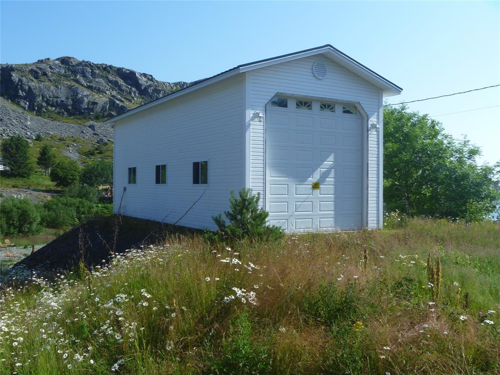 4 MEADOW ROAD, FRESHWATER, Newfoundland, Canada A1Y 1C6, ,1 BathroomBathrooms,Residential,For Sale,MEADOW ROAD,6370