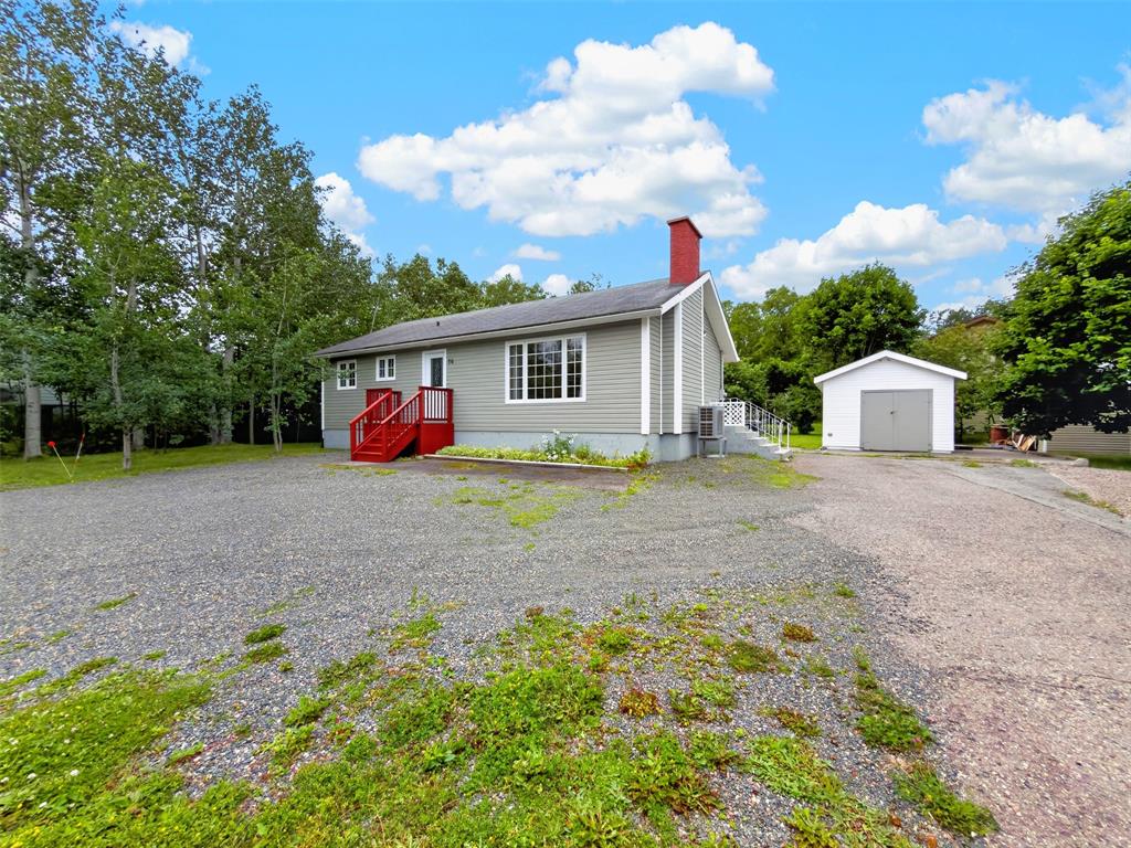 76 CORMACK DRIVE, CLARENVILLE, Newfoundland, Canada A6A 1C8, ,1 BathroomBathrooms,Residential,For Sale,CORMACK DRIVE,6400