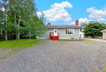 76 CORMACK DRIVE, CLARENVILLE, Newfoundland, Canada A6A 1C8, ,1 BathroomBathrooms,Residential,For Sale,CORMACK DRIVE,6400 76 CORMACK DRIVE, CLARENVILLE, Newfoundland, Canada A6A 1C8, ,1 BathroomBathrooms,Residential,For Sale,CORMACK DRIVE,6400