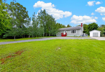 76 CORMACK DRIVE, CLARENVILLE, Newfoundland, Canada A6A 1C8, ,1 BathroomBathrooms,Residential,For Sale,CORMACK DRIVE,6400 76 CORMACK DRIVE, CLARENVILLE, Newfoundland, Canada A6A 1C8, ,1 BathroomBathrooms,Residential,For Sale,CORMACK DRIVE,6400