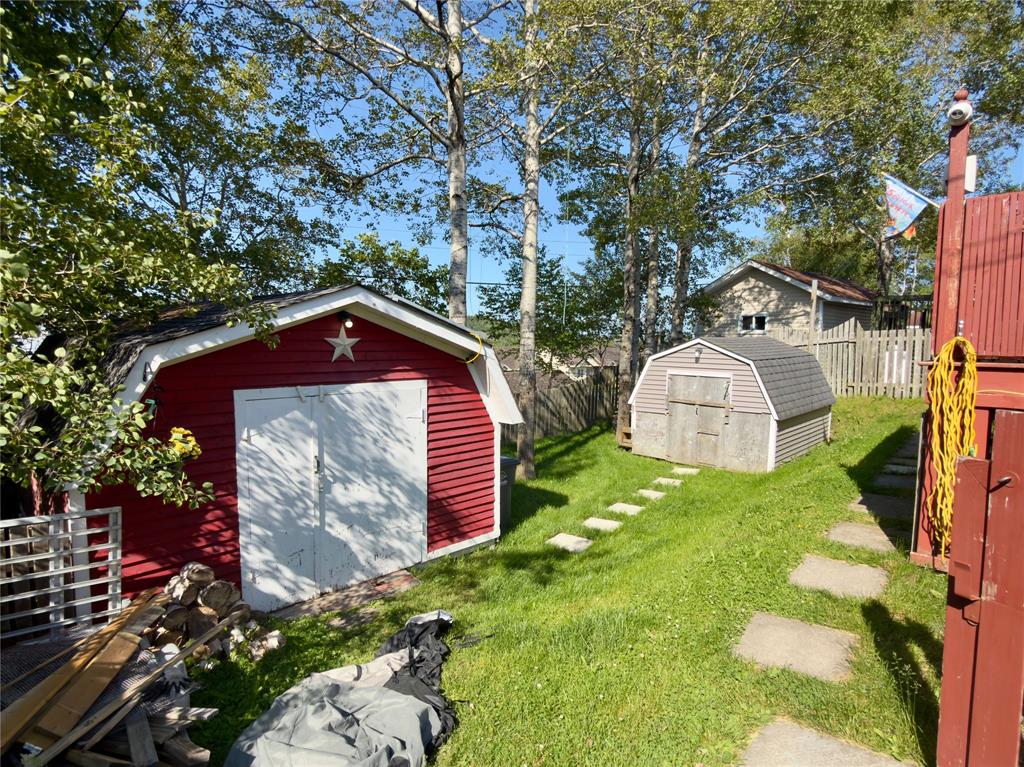 3 WHITE ROSE PLACE, CLARENVILLE, Newfoundland, Canada A5A 2B4, ,2 BathroomsBathrooms,Residential,Reduced,WHITE ROSE PLACE,6406