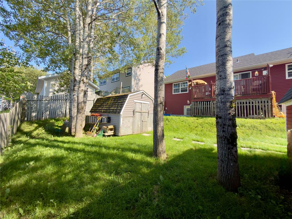 3 WHITE ROSE PLACE, CLARENVILLE, Newfoundland, Canada A5A 2B4, ,2 BathroomsBathrooms,Residential,Reduced,WHITE ROSE PLACE,6406
