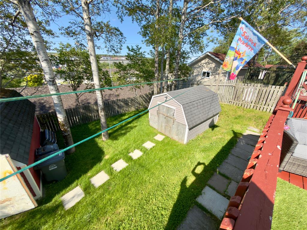 3 WHITE ROSE PLACE, CLARENVILLE, Newfoundland, Canada A5A 2B4, ,2 BathroomsBathrooms,Residential,Reduced,WHITE ROSE PLACE,6406