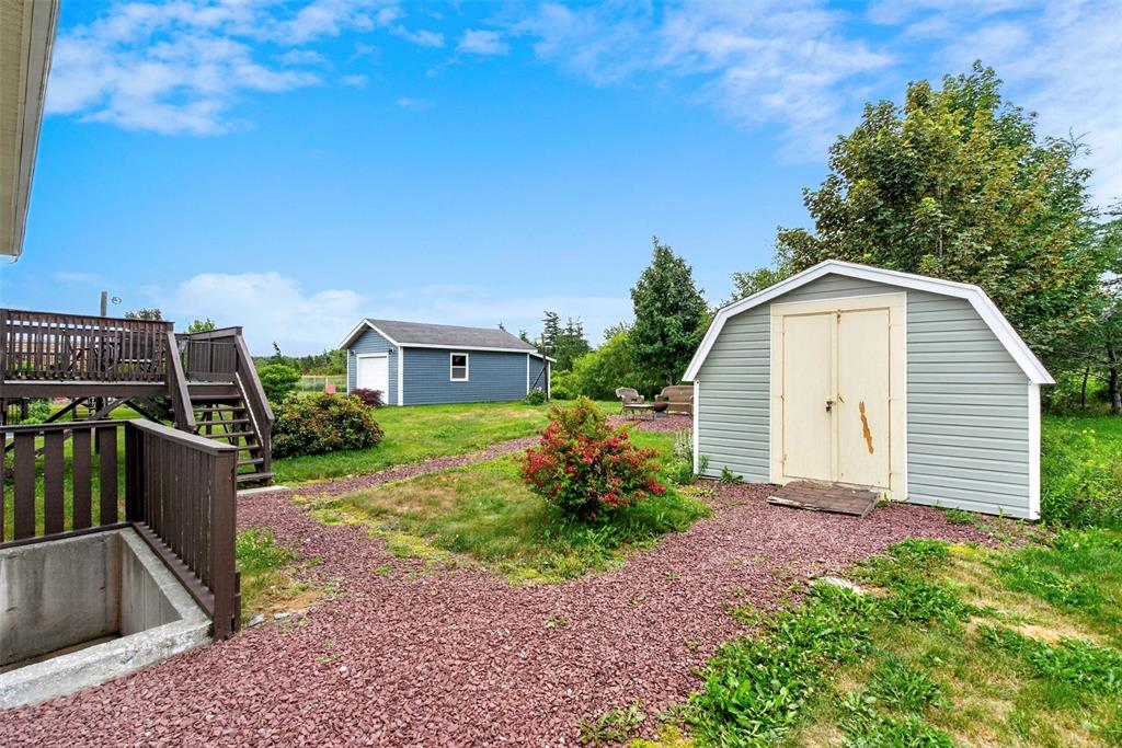 25-27 BISHOPS ROAD, BAY ROBERTS, Newfoundland, Canada A0A 1G0, ,1 BathroomBathrooms,Residential,For Sale,BISHOPS ROAD,6408