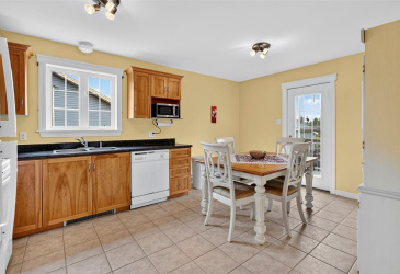 25-27 BISHOPS ROAD, BAY ROBERTS, Newfoundland, Canada A0A 1G0, ,1 BathroomBathrooms,Residential,For Sale,BISHOPS ROAD,6408 25-27 BISHOPS ROAD, BAY ROBERTS, Newfoundland, Canada A0A 1G0, ,1 BathroomBathrooms,Residential,For Sale,BISHOPS ROAD,6408