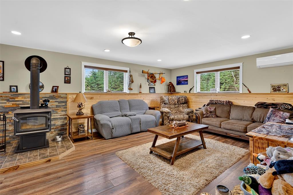 2 INGRIDS LAND, ROACHES LINE, Newfoundland, Canada A0A 1W0, ,2 BathroomsBathrooms,Residential,For Sale,INGRIDS LAND,6409