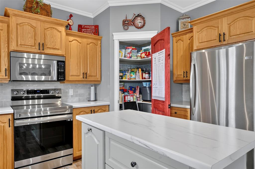 2 INGRIDS LAND, ROACHES LINE, Newfoundland, Canada A0A 1W0, ,2 BathroomsBathrooms,Residential,For Sale,INGRIDS LAND,6409