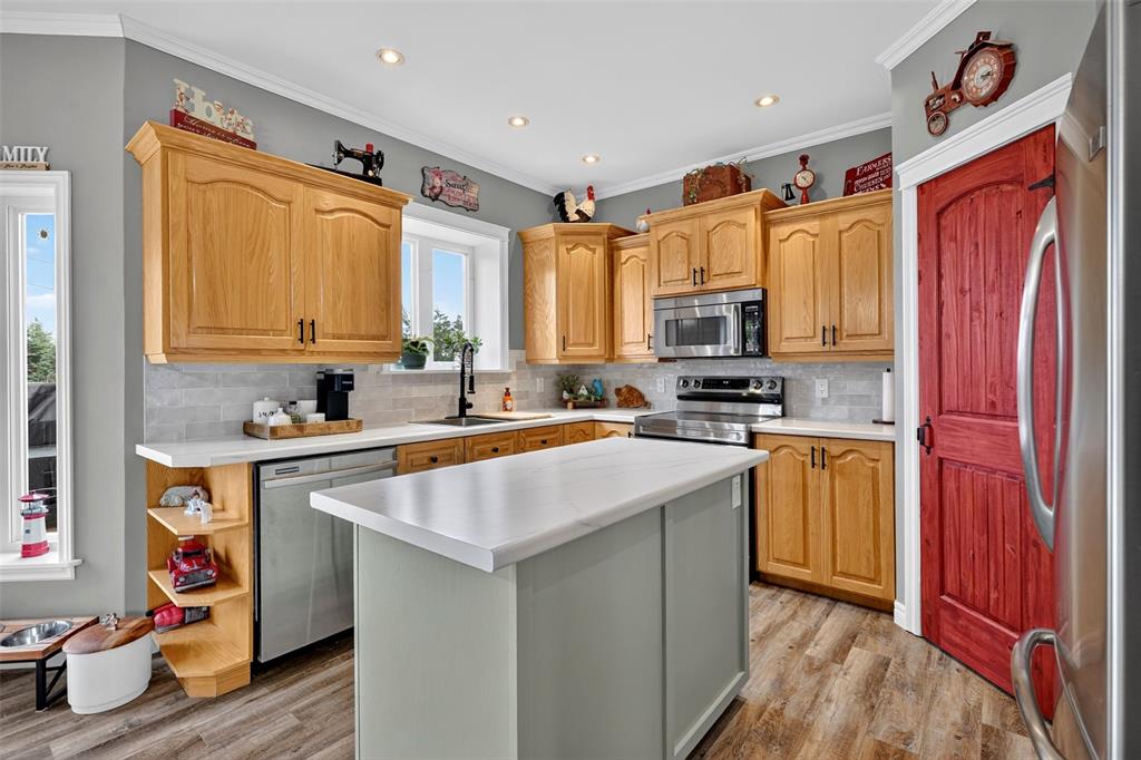 2 INGRIDS LAND, ROACHES LINE, Newfoundland, Canada A0A 1W0, ,2 BathroomsBathrooms,Residential,For Sale,INGRIDS LAND,6409