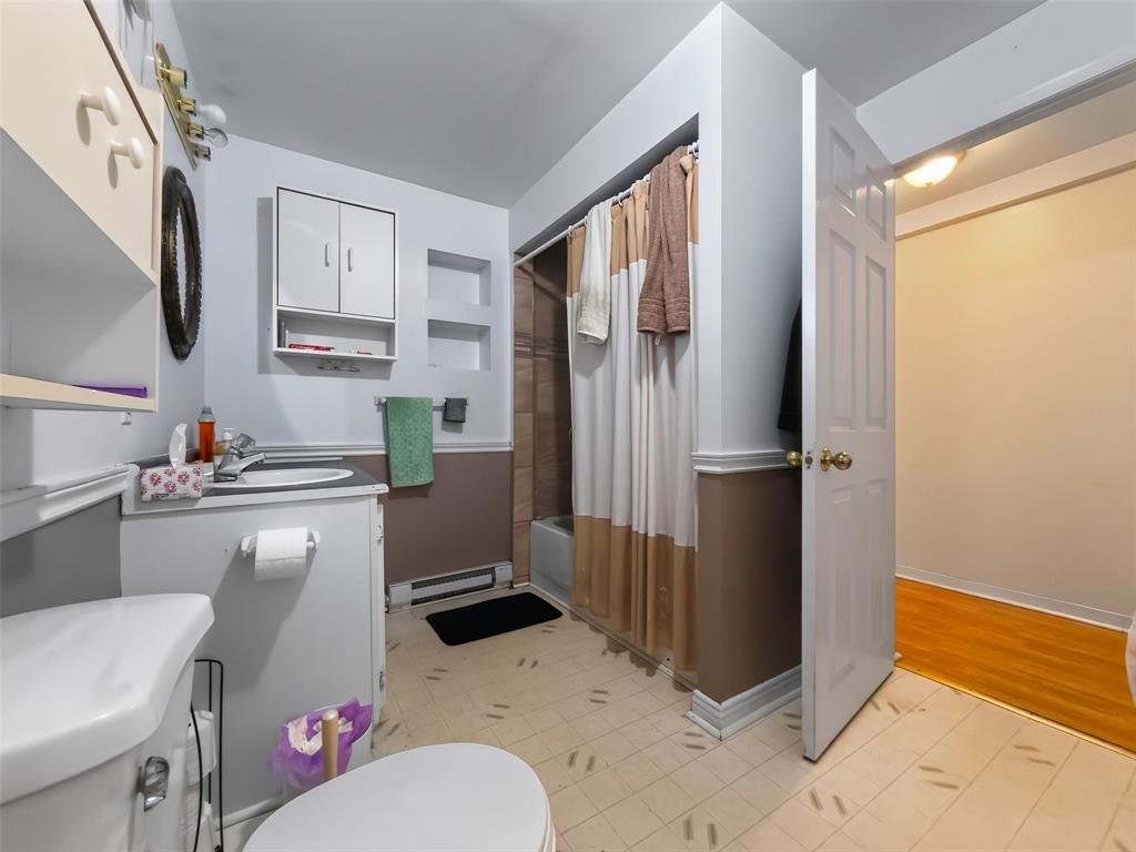 27 VALLEY ROAD, CLARENVILLE, Newfoundland, Canada A5A 1Z8, ,2 BathroomsBathrooms,Residential,For Sale,VALLEY ROAD,6423