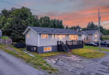 27 VALLEY ROAD, CLARENVILLE, Newfoundland, Canada A5A 1Z8, ,2 BathroomsBathrooms,Residential,For Sale,VALLEY ROAD,6423 27 VALLEY ROAD, CLARENVILLE, Newfoundland, Canada A5A 1Z8, ,2 BathroomsBathrooms,Residential,For Sale,VALLEY ROAD,6423