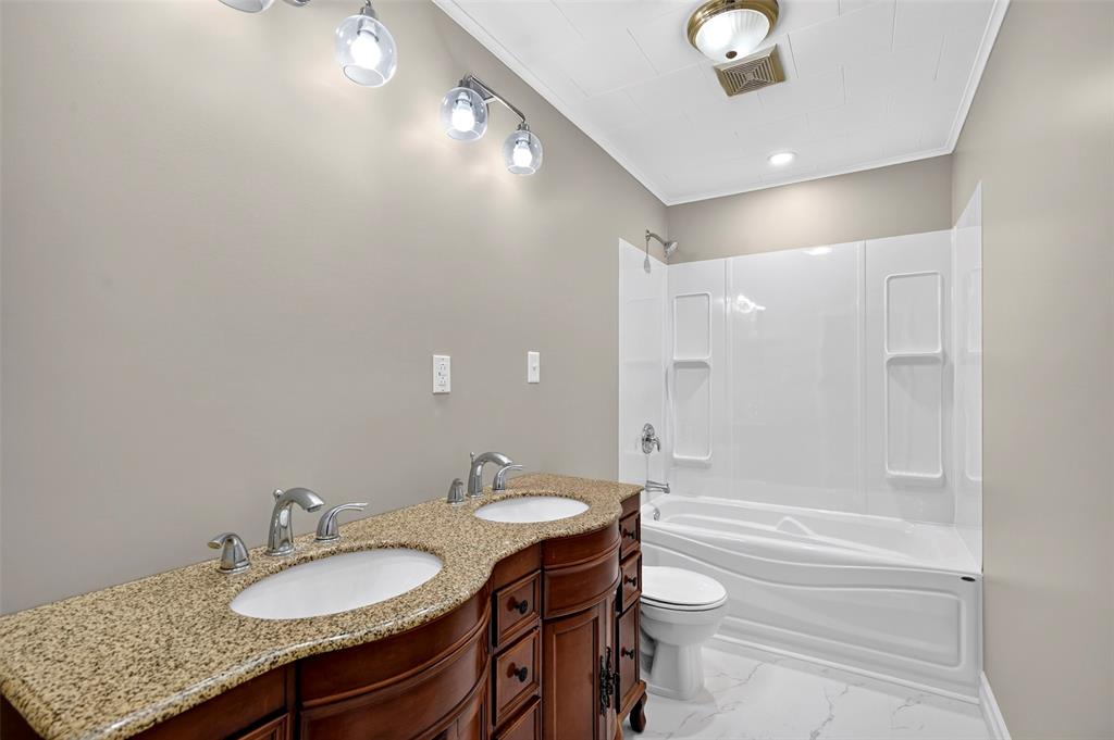 32-34 GLAM ROAD, CLARKE'S BEACH, Newfoundland, Canada A0A 1W0, ,1 BathroomBathrooms,Residential,For Sale,GLAM ROAD,6432