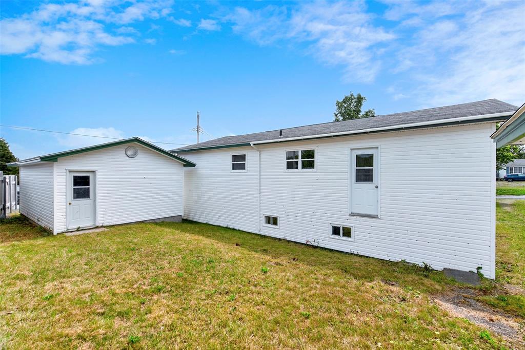 32-34 GLAM ROAD, CLARKE'S BEACH, Newfoundland, Canada A0A 1W0, ,1 BathroomBathrooms,Residential,For Sale,GLAM ROAD,6432