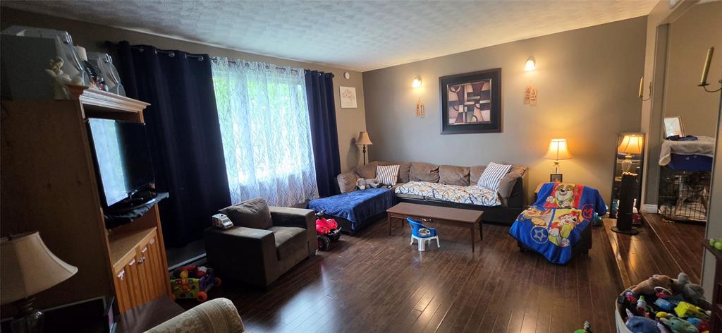 10 ATLANTIC STREET, MARYSTOWN, Newfoundland, Canada A0E 2M0, ,2 BathroomsBathrooms,Residential,For Sale,ATLANTIC STREET,6440