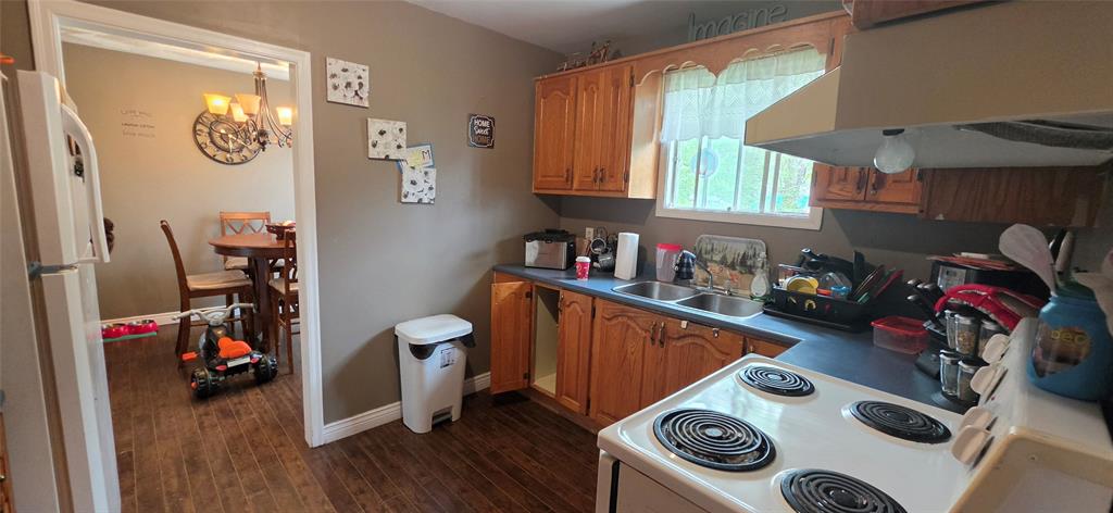 10 ATLANTIC STREET, MARYSTOWN, Newfoundland, Canada A0E 2M0, ,2 BathroomsBathrooms,Residential,For Sale,ATLANTIC STREET,6440