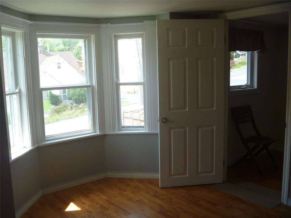 16 MUSGRAVE STREET, CARBONEAR, Newfoundland, Canada A1Y 1B6, ,1 BathroomBathrooms,Residential,Sale Pending,MUSGRAVE STREET,6441