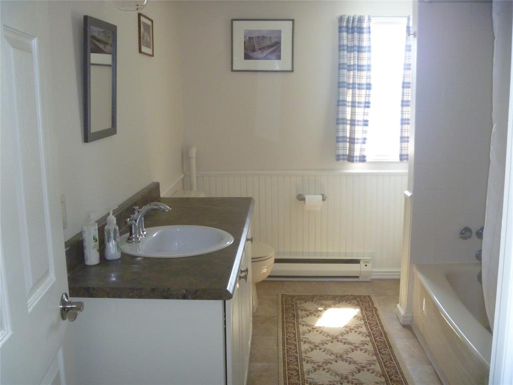 16 MUSGRAVE STREET, CARBONEAR, Newfoundland, Canada A1Y 1B6, ,1 BathroomBathrooms,Residential,Sale Pending,MUSGRAVE STREET,6441