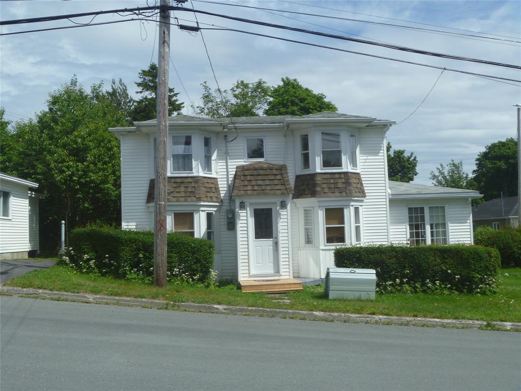 16 MUSGRAVE STREET, CARBONEAR, Newfoundland, Canada A1Y 1B6, ,1 BathroomBathrooms,Residential,Sale Pending,MUSGRAVE STREET,6441
