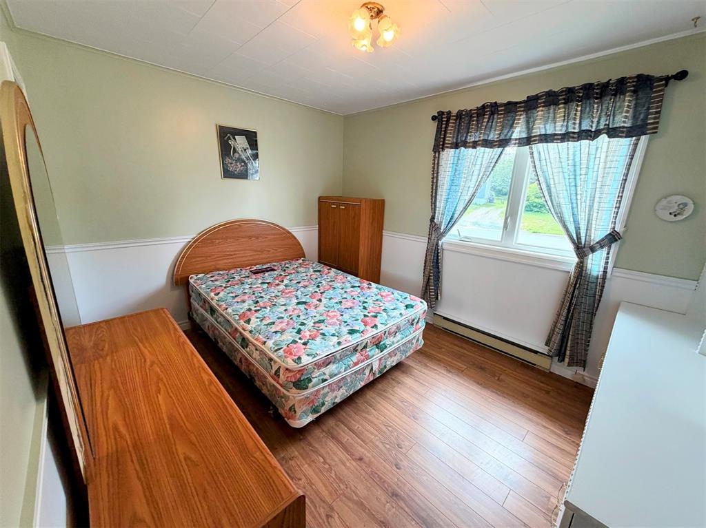 20 PRINCE STREET, CLARENVILLE, Newfoundland, Canada A5A 1W3, ,2 BathroomsBathrooms,Residential,For Sale,PRINCE STREET,6456
