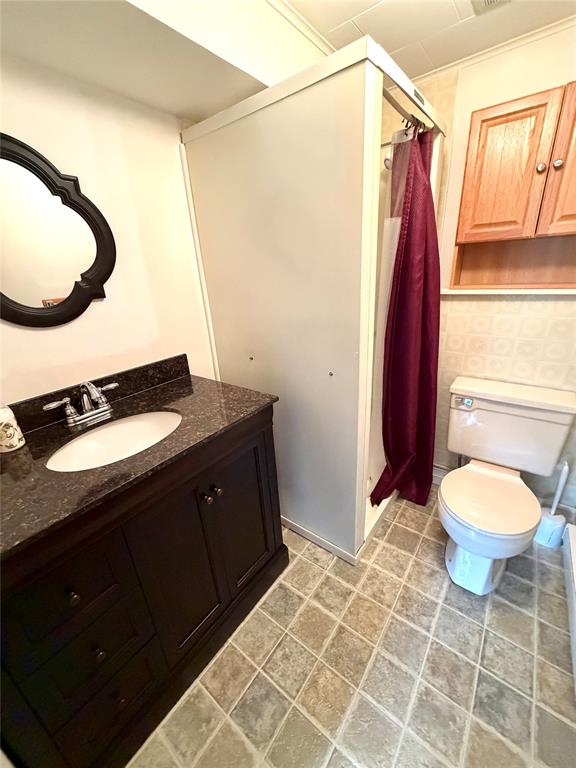 20 PRINCE STREET, CLARENVILLE, Newfoundland, Canada A5A 1W3, ,2 BathroomsBathrooms,Residential,For Sale,PRINCE STREET,6456